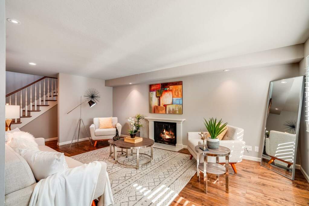 1319 Hoover Street, Menlo Park, CA 94025