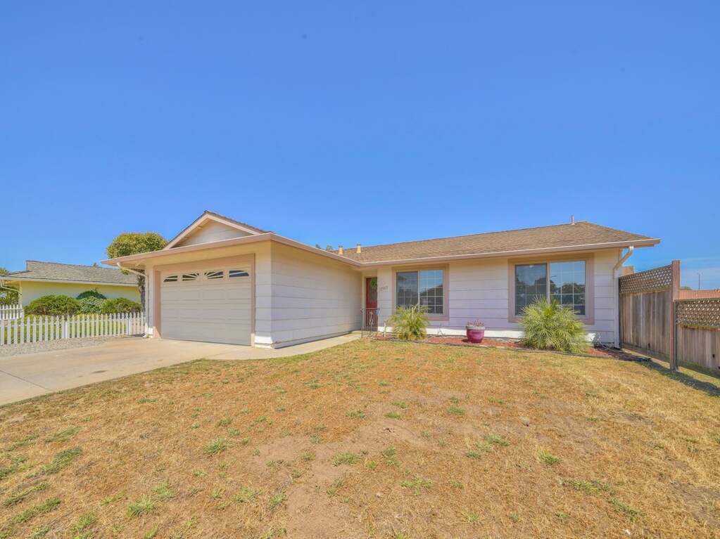 12902 Kennedy Circle, Salinas, CA 93906