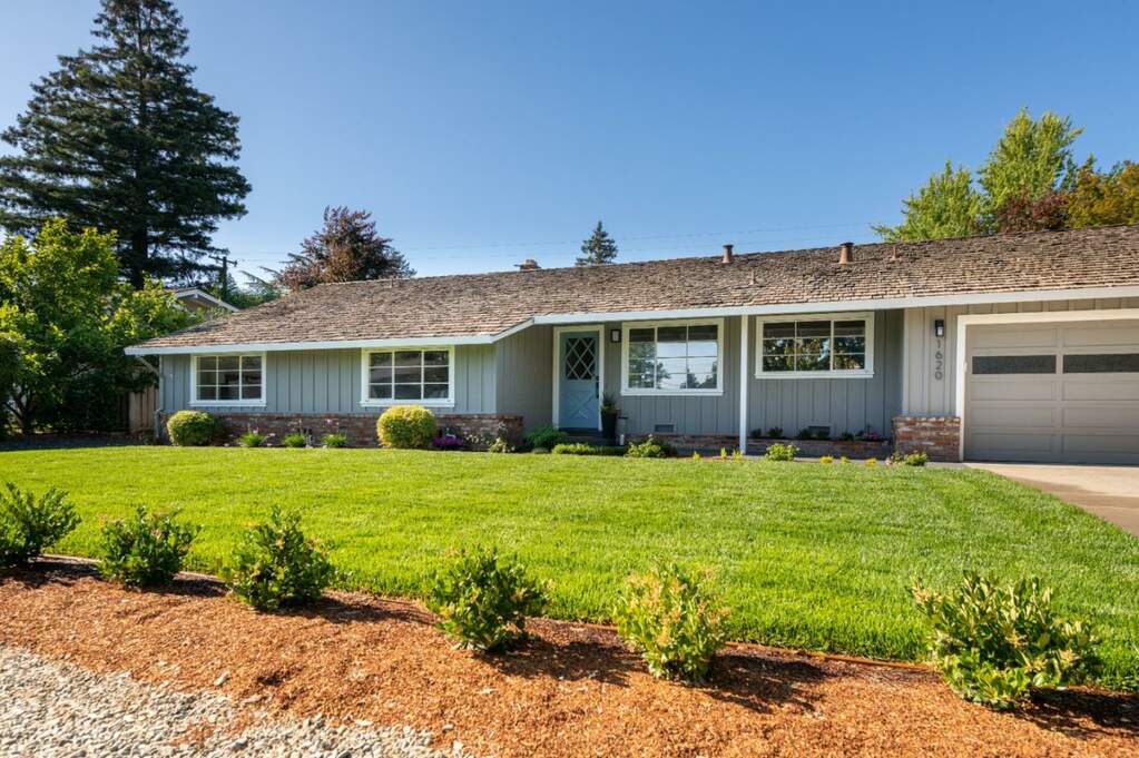 1620 Pinehurst Drive, Los Altos, CA 94024