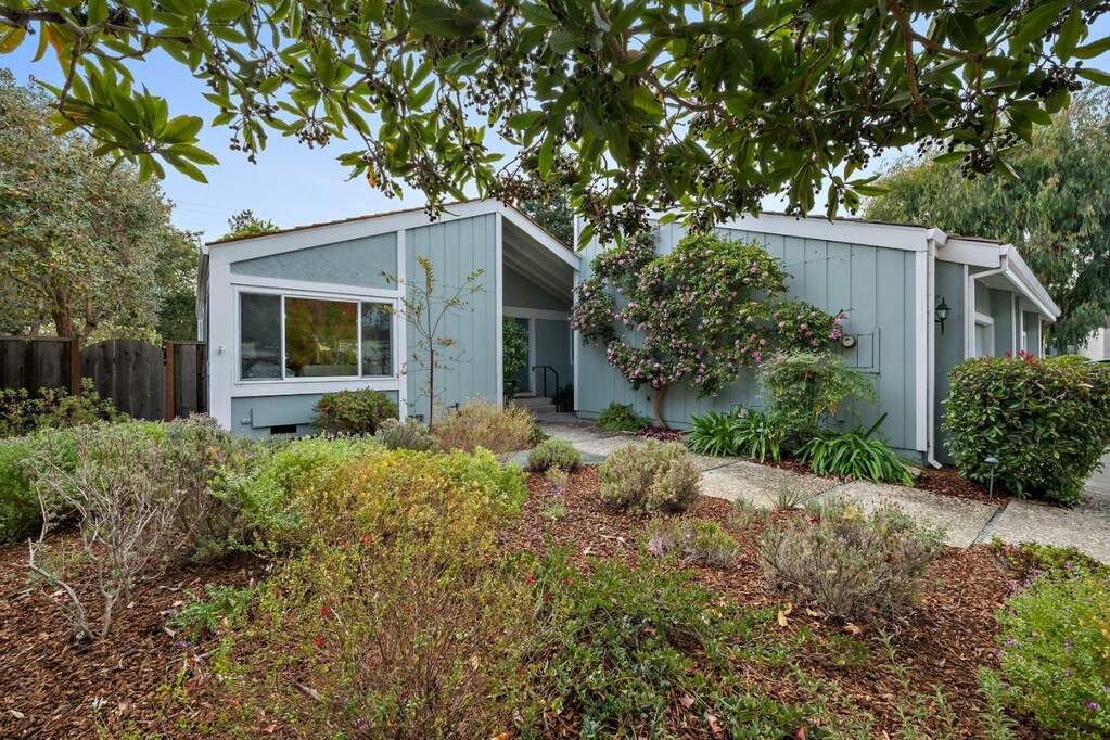 813 Runningwood Circle, Mountain View, CA 94040