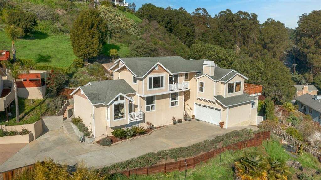1847 Mount Vista Court, Santa Cruz, CA 95065