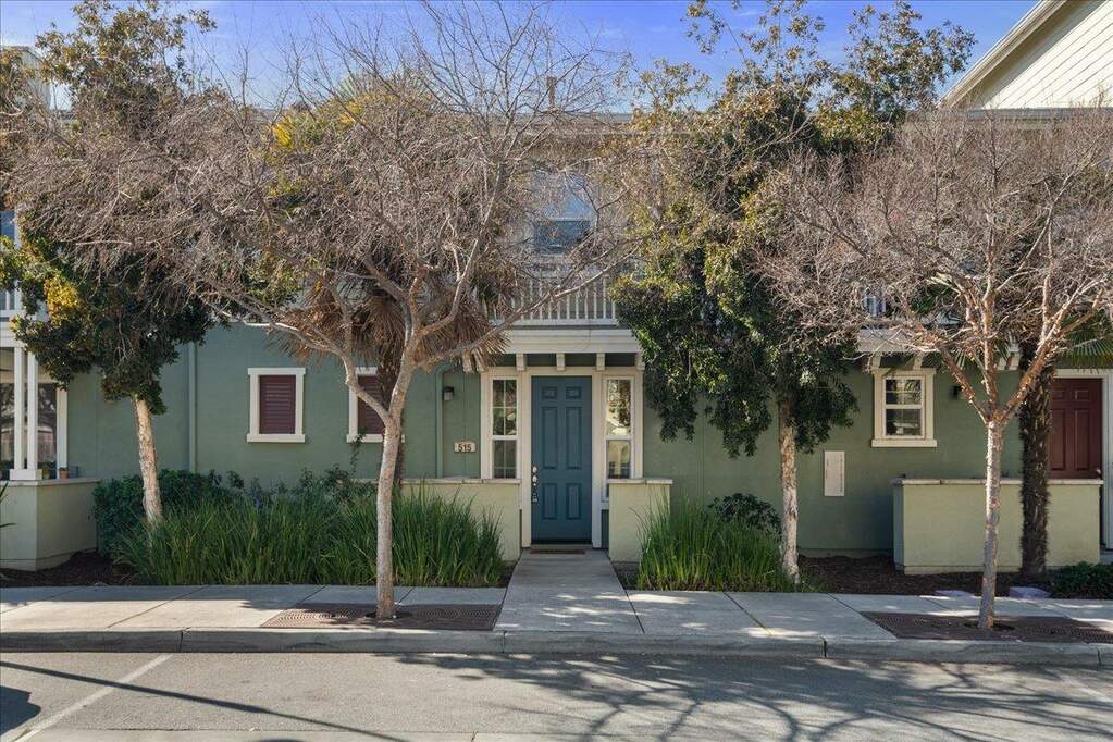 635 True Wind Way #515, Redwood City, CA 94063