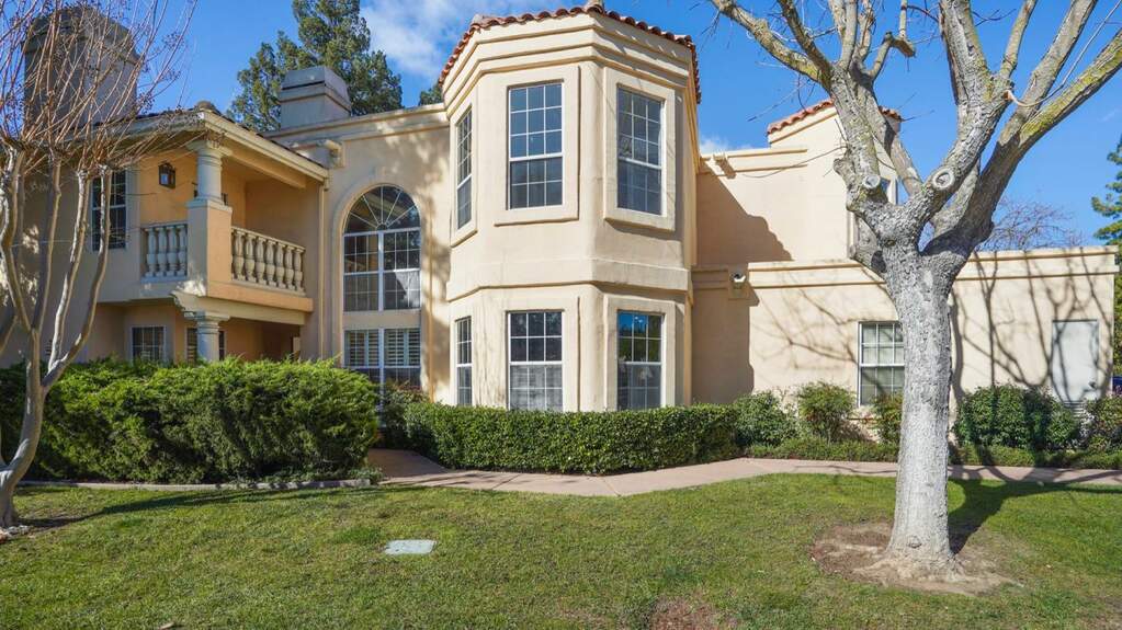 1160 Carlos Privada, Mountain View, CA 94040