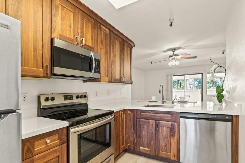 451 Alberto Way #D250, Los Gatos, CA 95032