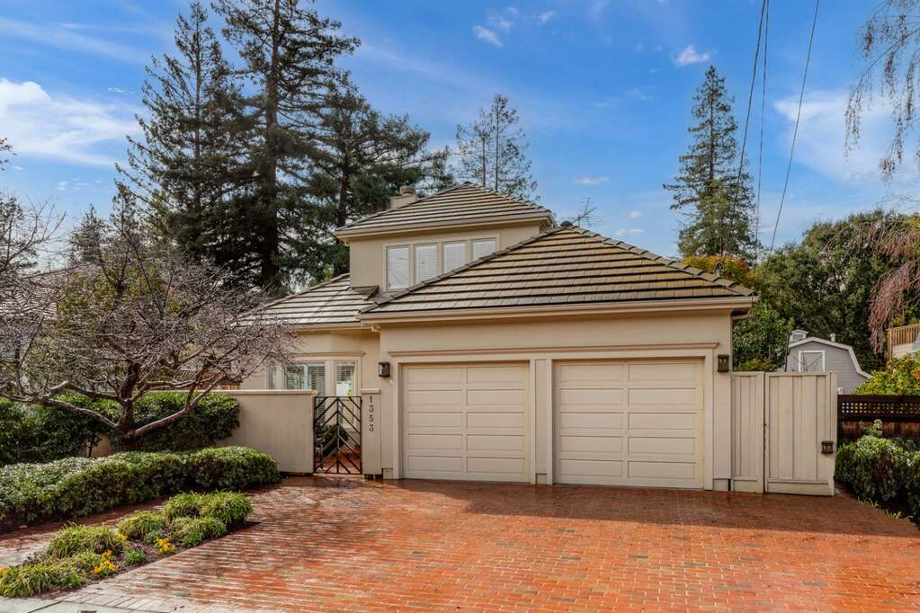 1353 Johnson Street, Menlo Park, CA 94025