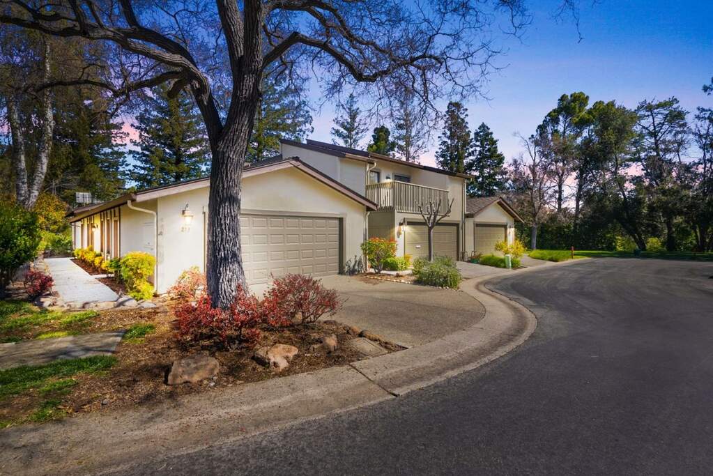216 Altura Vista, Los Gatos, CA 95032