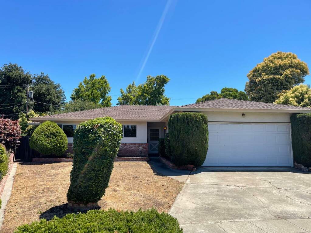 940 Sara Court, Sunnyvale, CA 94086
