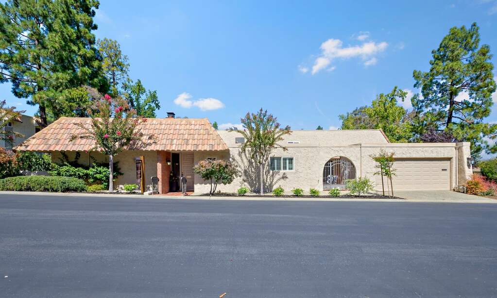 101 El Porton, Los Gatos, CA 95032