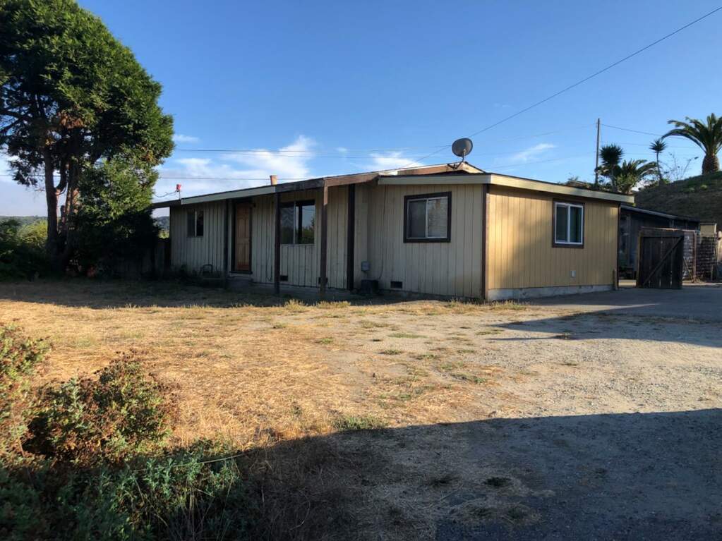 21 Spring Road, Royal Oaks, CA 95076