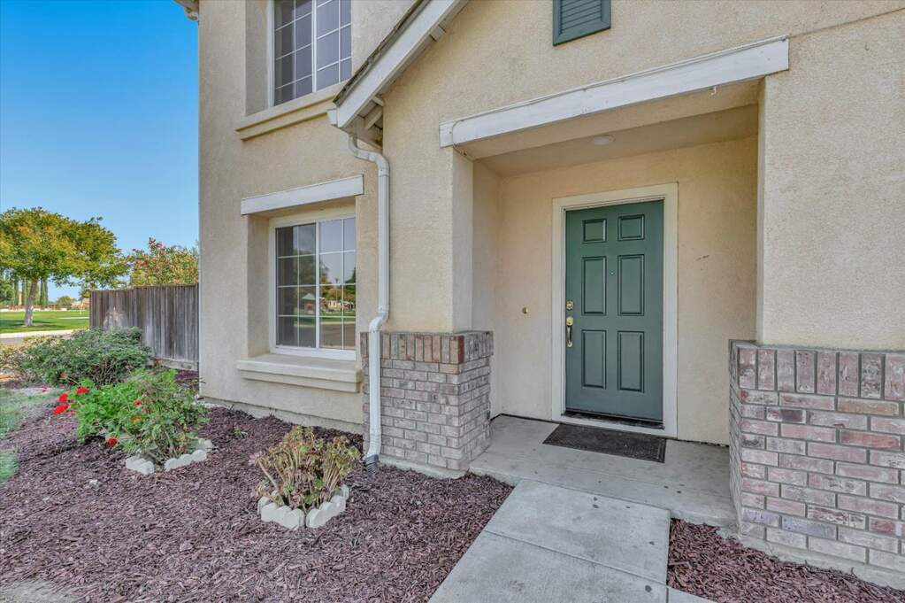 700 Sprig Way, Los Banos, CA 93635