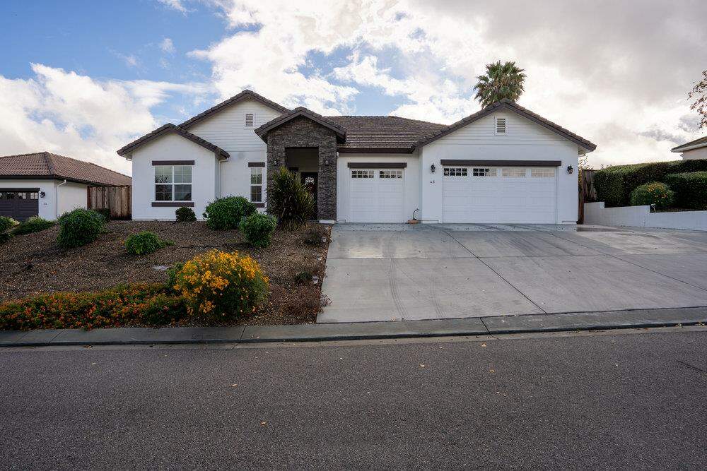 45 Ralphs Way, Hollister, CA 95023