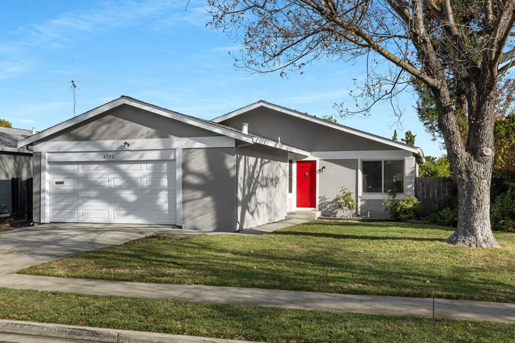 6752 Heaton Moor Drive, San Jose, CA 95119