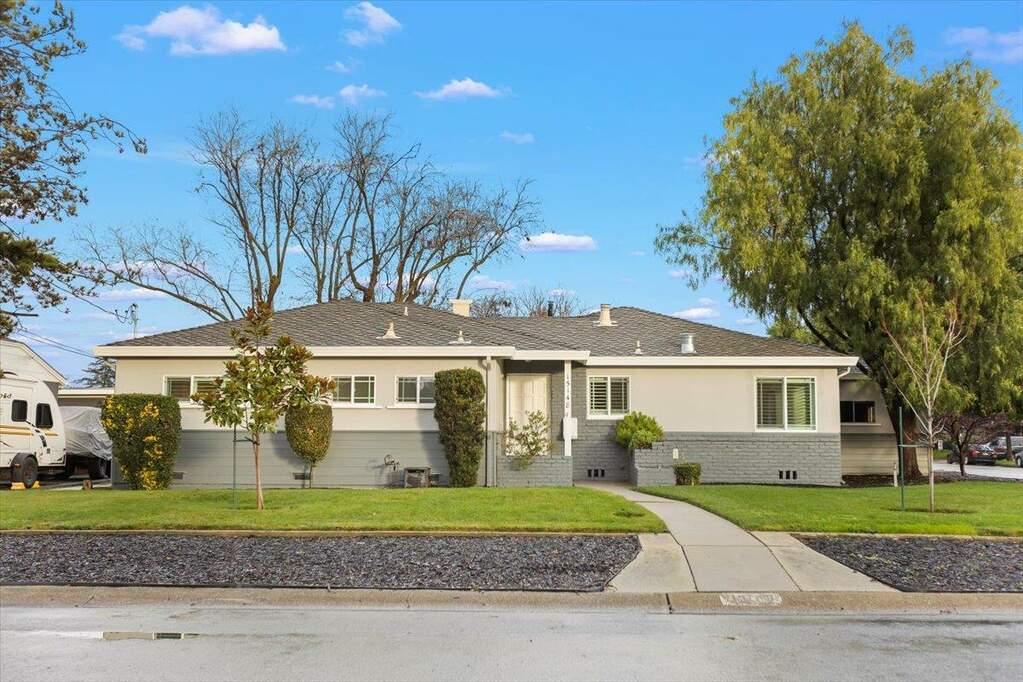 15148 Bel Escou Drive, San Jose, CA 95124