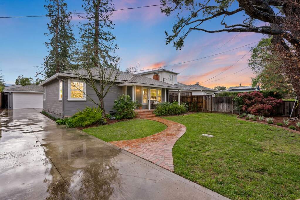 318 Rutherford Avenue, Redwood City, CA 94061