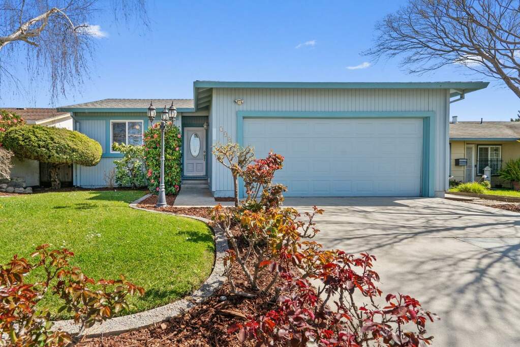 708 Almond Drive, Watsonville, CA 95076