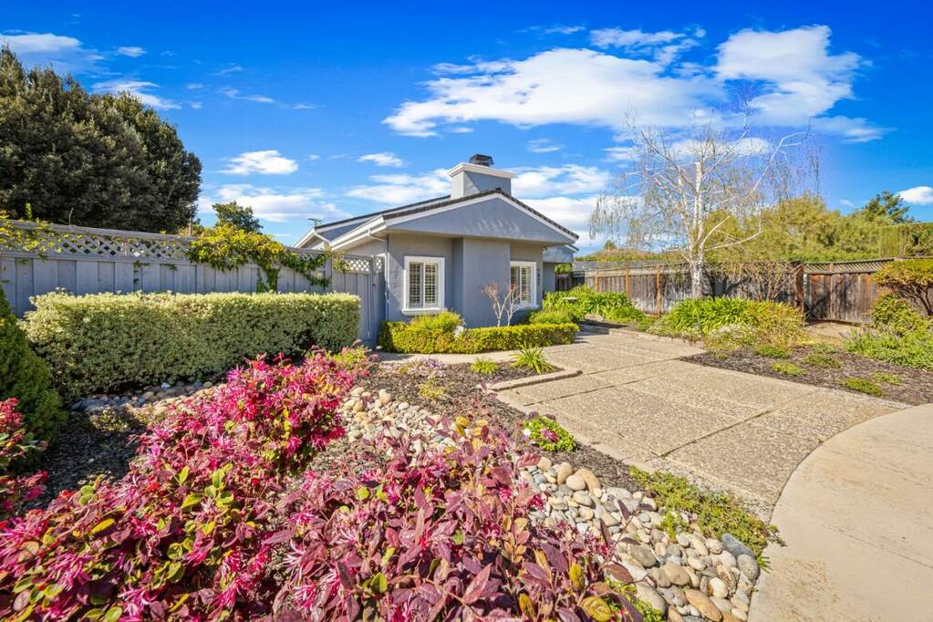7831 Santa Theresa Drive, Gilroy, CA 95020