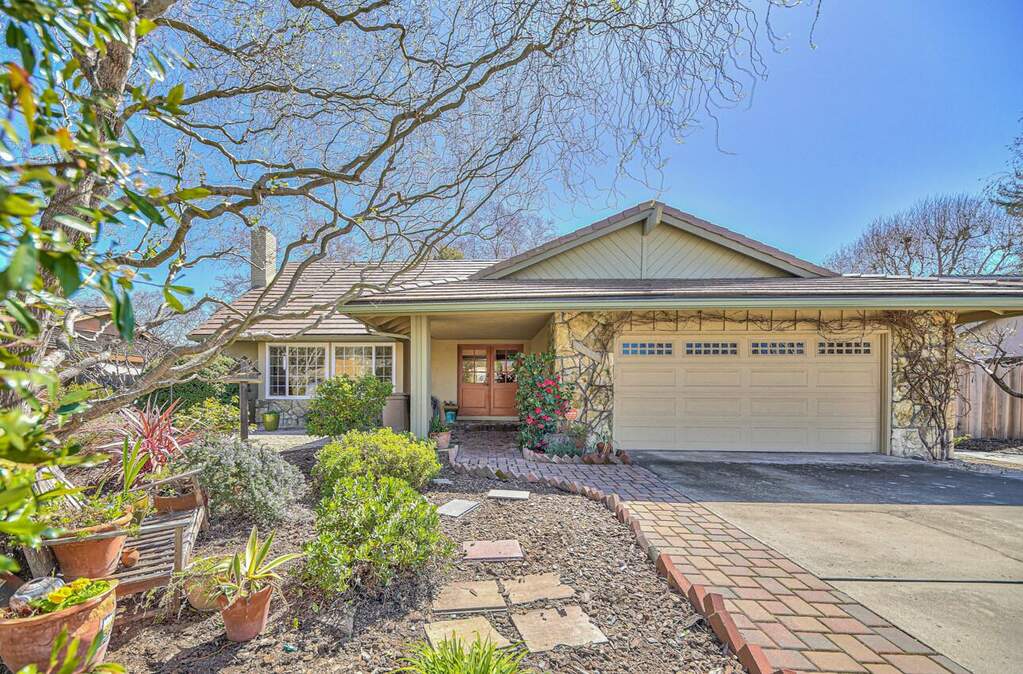 22579 Veronica Drive, Salinas, CA 93908