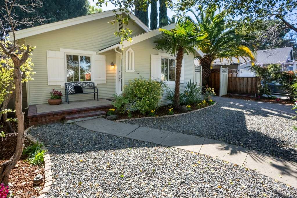 767 Calderon Avenue, Mountain View, CA 94041