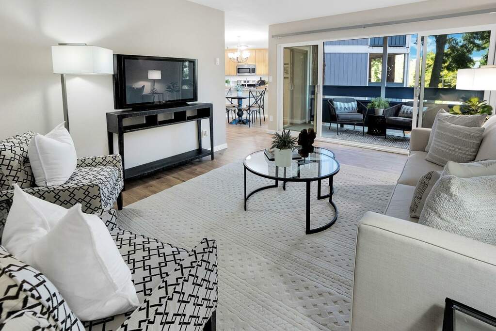 725 Mariposa Avenue #105, Mountain View, CA 94041