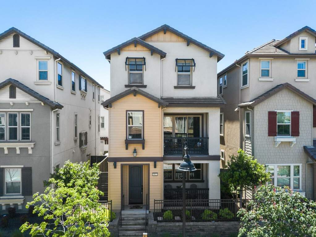 512 Sweet Bay Drive, Milpitas, CA 95035