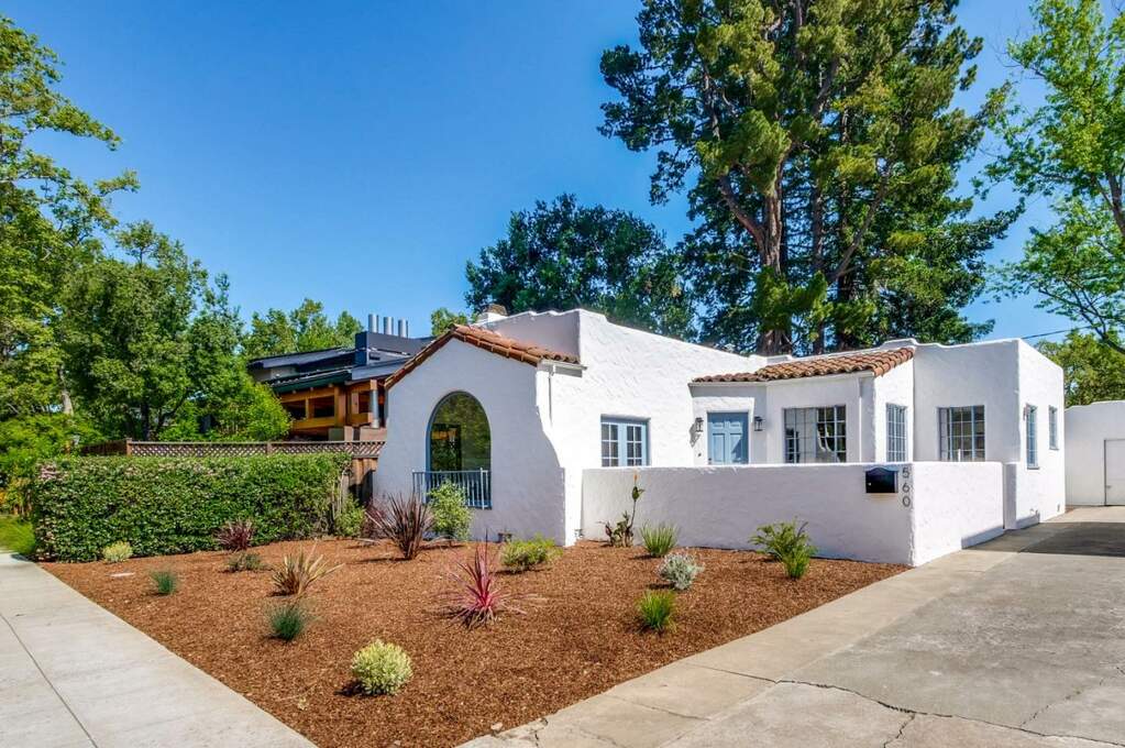560 Yosemite Avenue, Mountain View, CA 94041