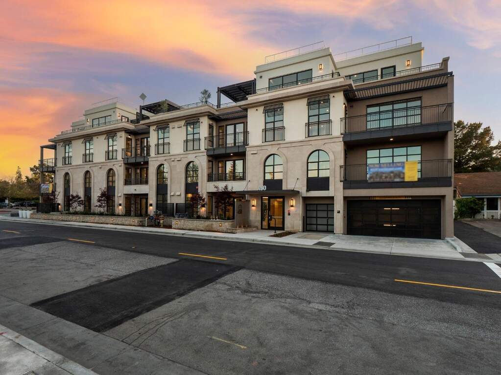 450 1st Street #301 photo
