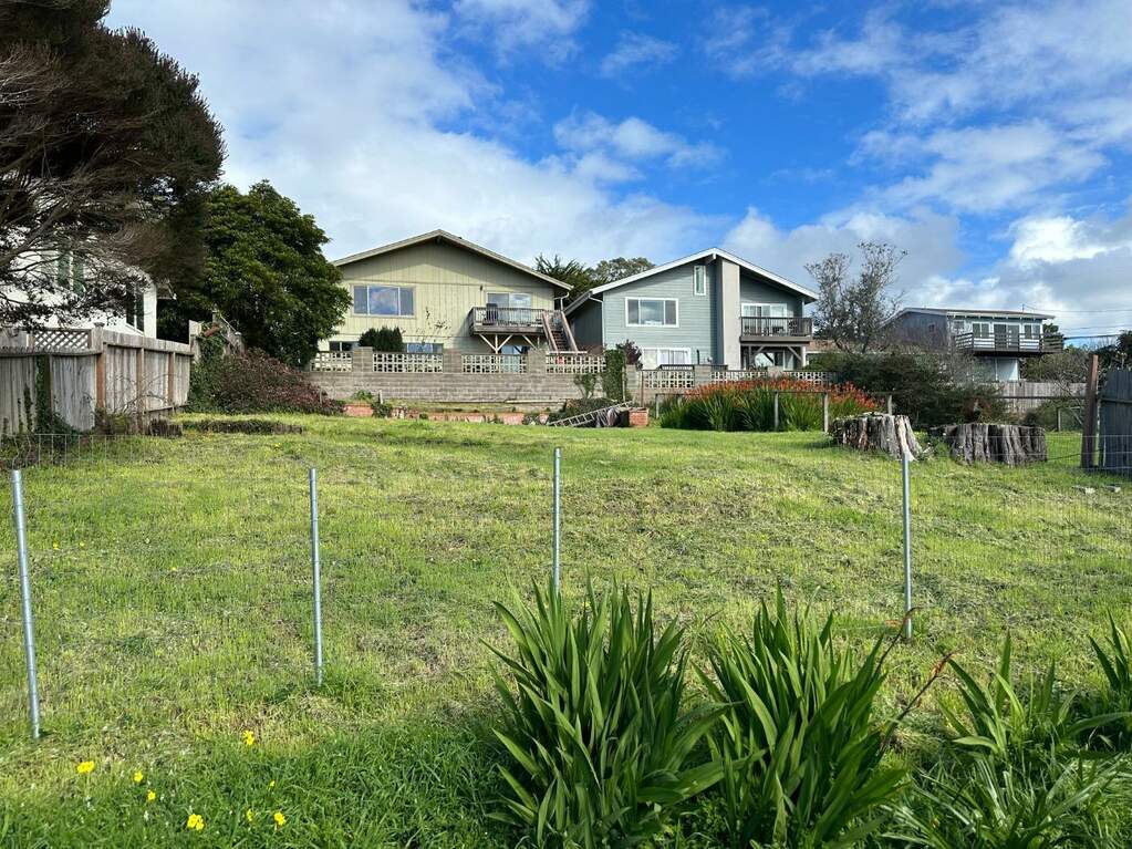 751 Sierra Street photo