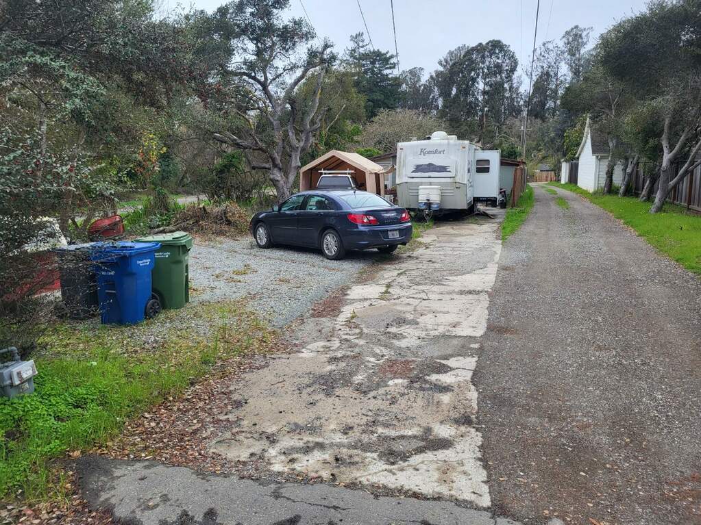 2611 Monterey Avenue photo