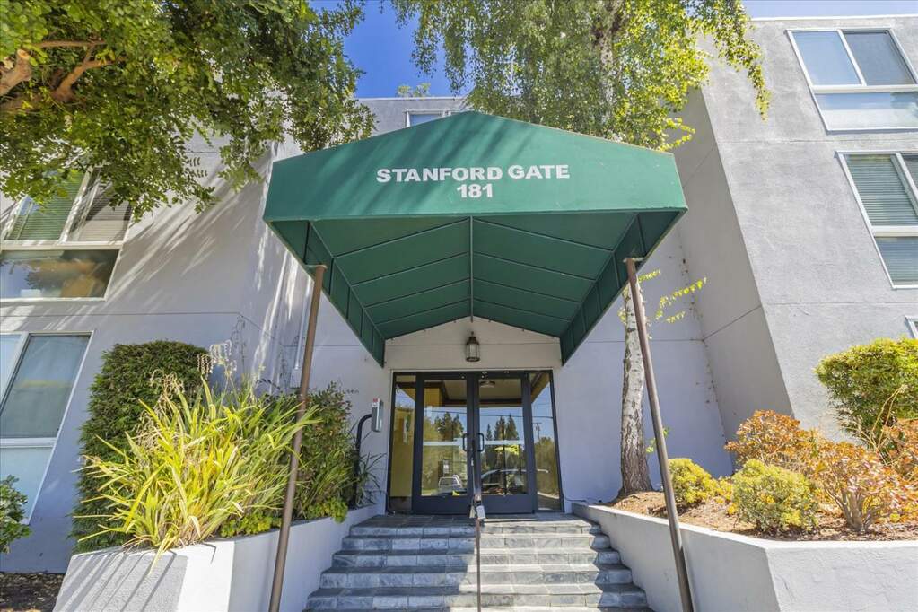 181 Del Medio Avenue #211, Mountain View, CA 94040