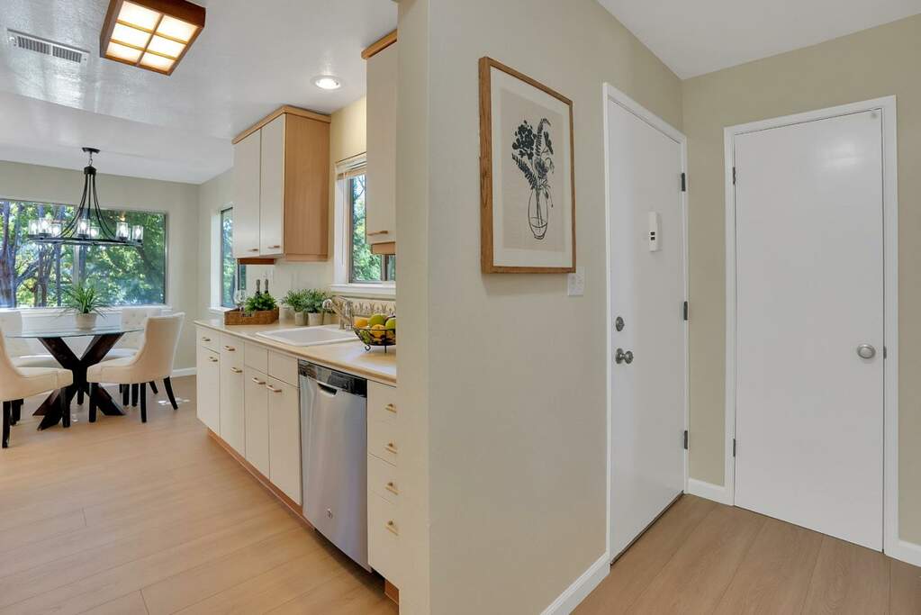 420 Alberto Way #15, Los Gatos, CA 95032