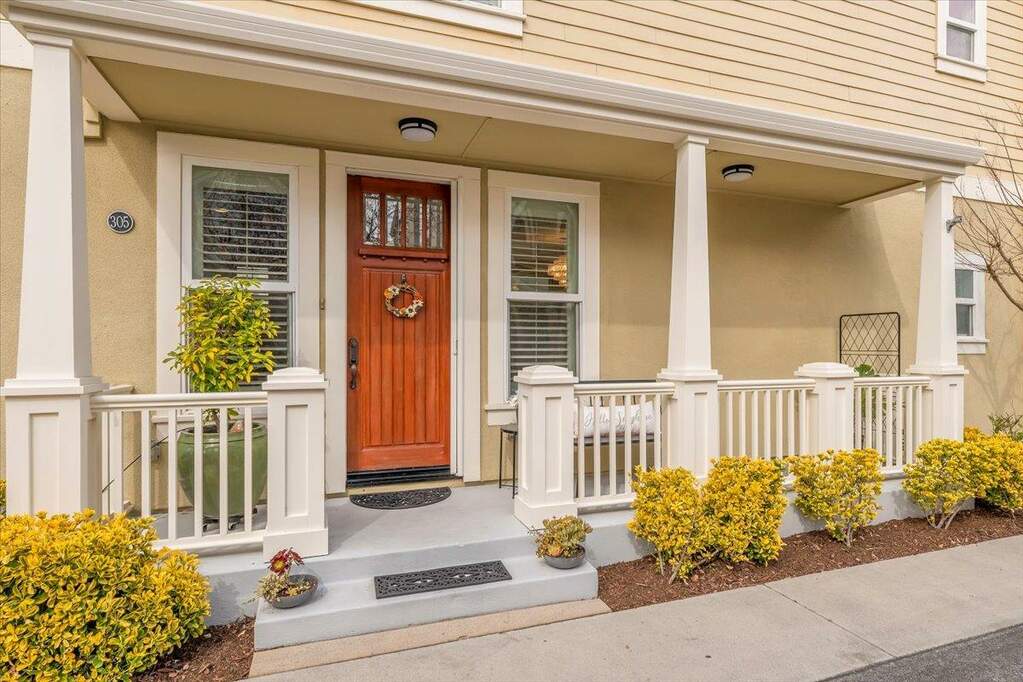 305 Creekside Village Drive, Los Gatos, CA 95032