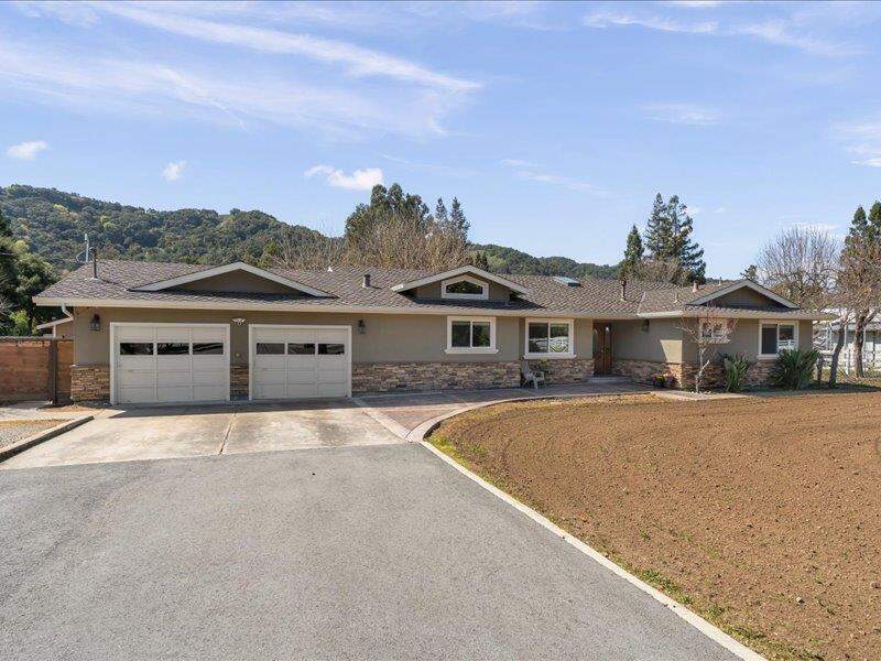 16075 Oak Glen Avenue, Morgan Hill, CA 95037