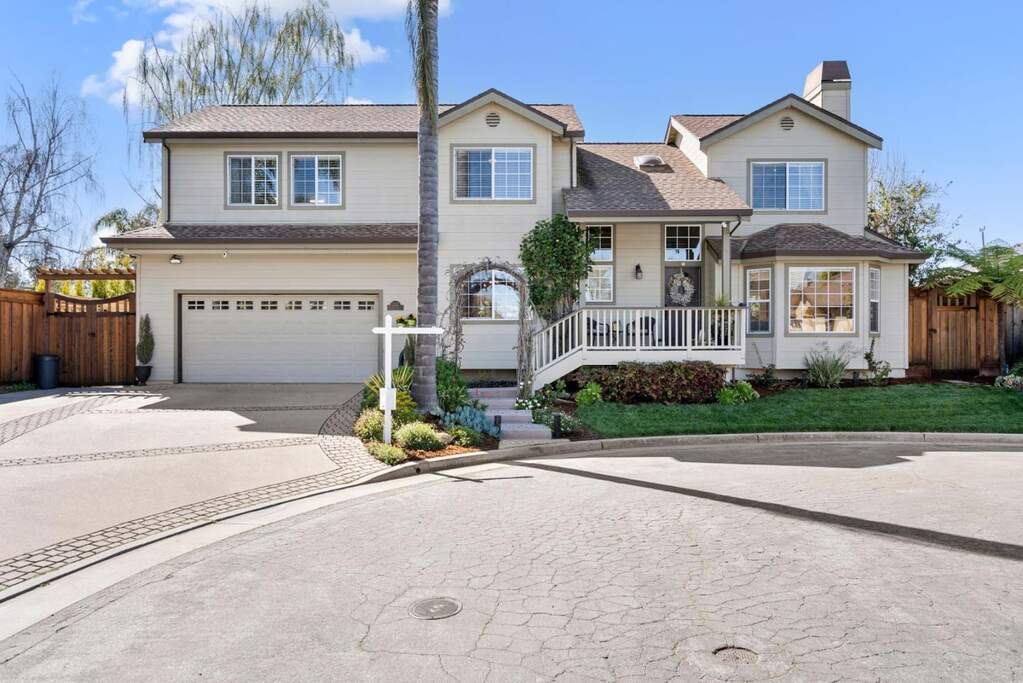 2241 Albert Lane photo
