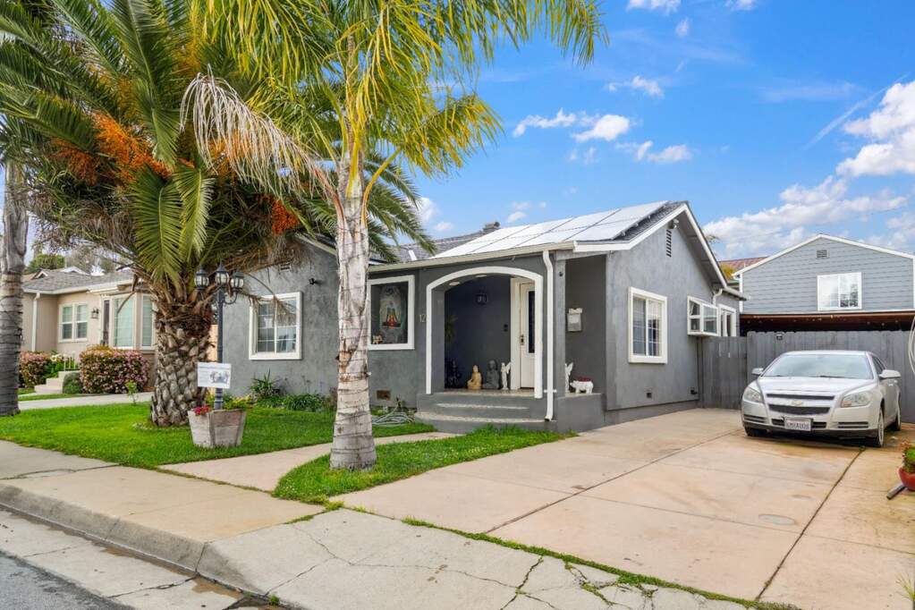 12 Eastern Drive photo