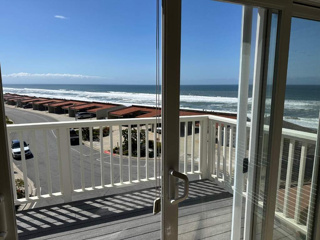 806 The Shore Line photo
