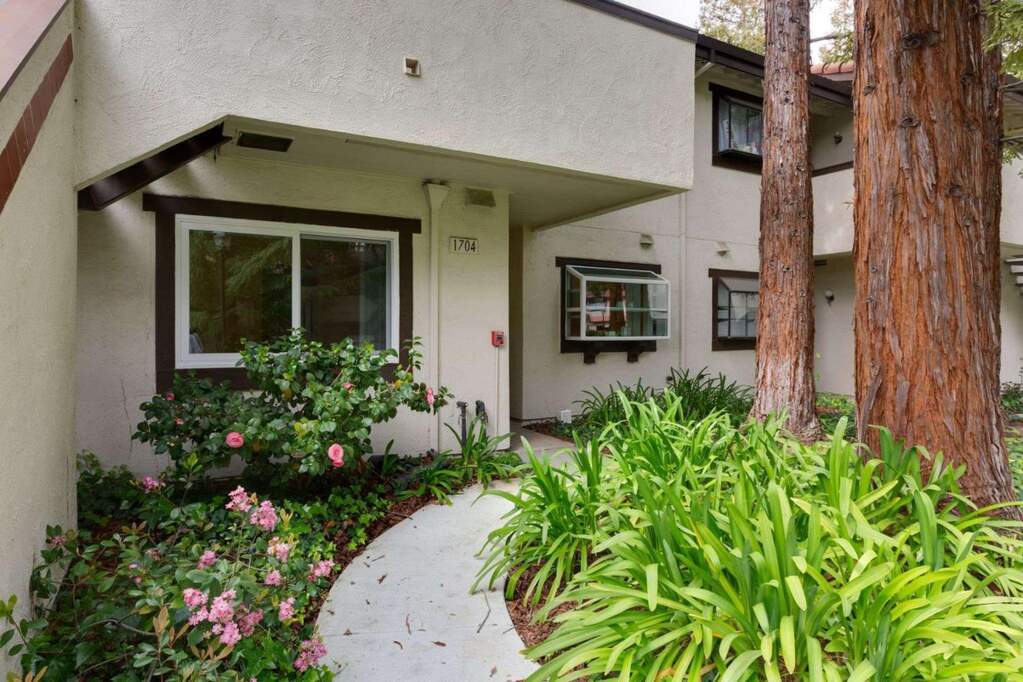 1400 Bowe Avenue #1704, Santa Clara, CA 95051