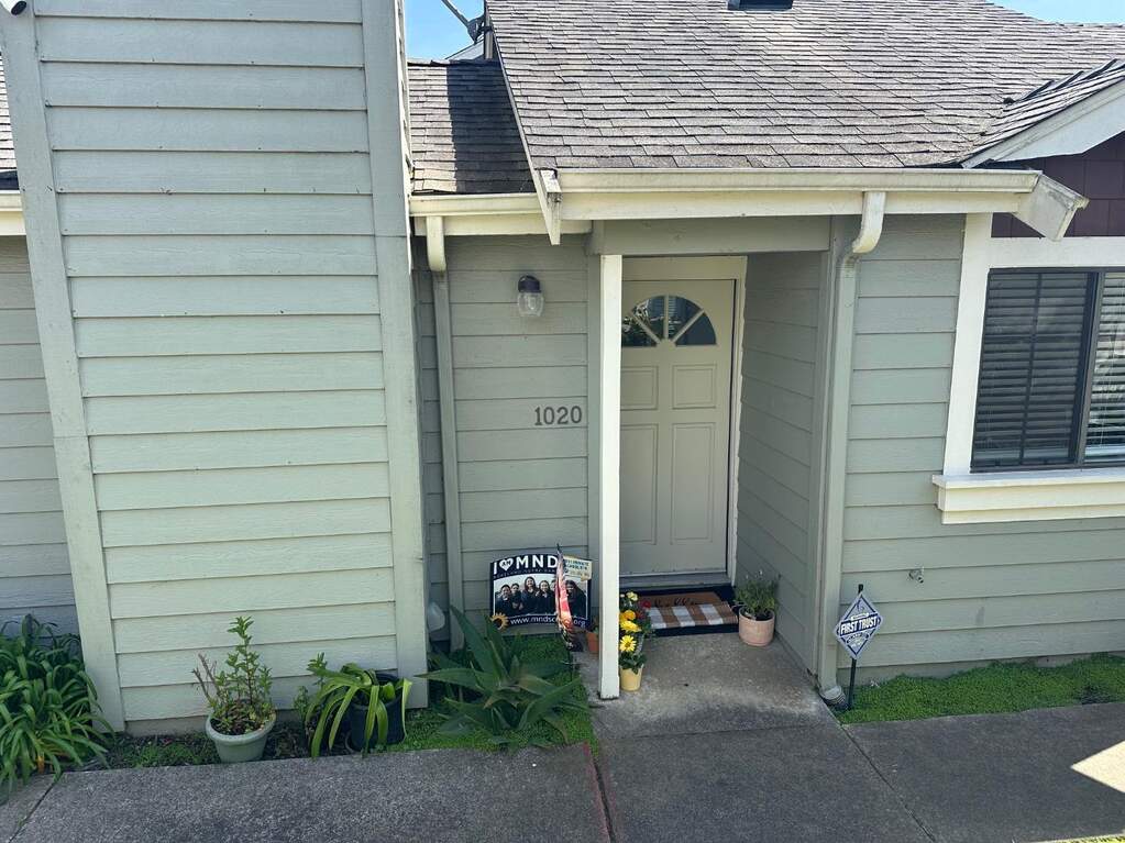 1020 Sunbird Drive photo