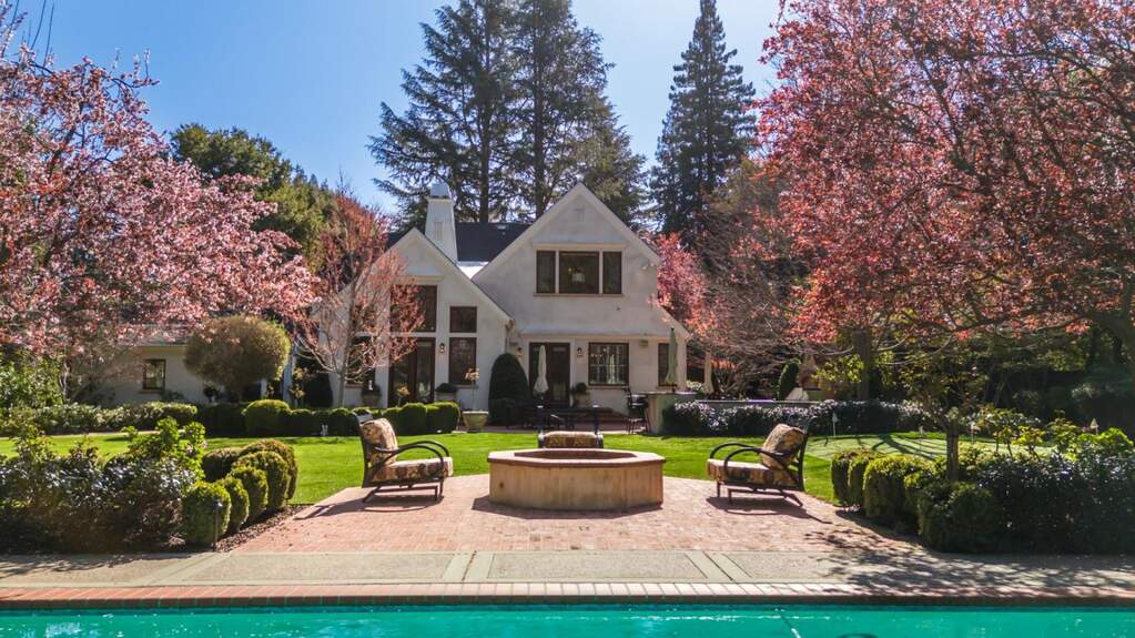 118 Almendral Avenue, Atherton, CA 94027