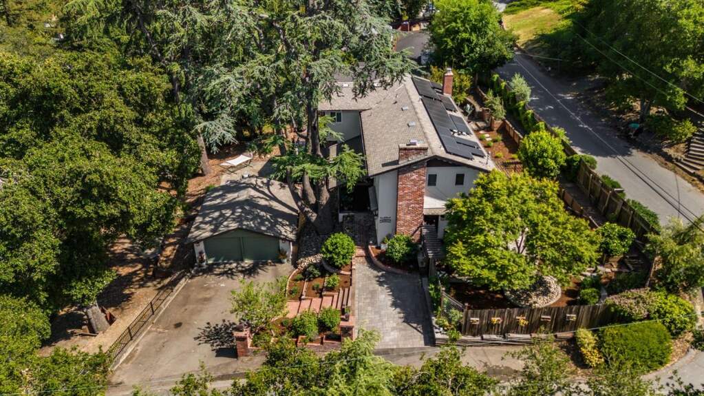 1670 Whitham Avenue, Los Altos, CA 94024