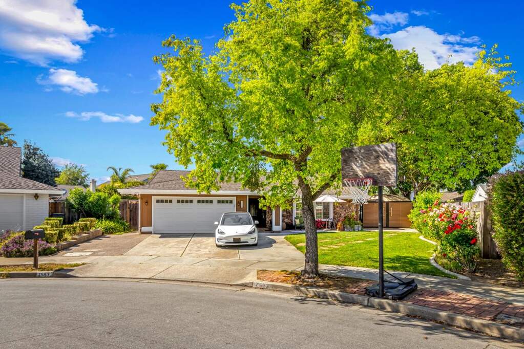 7593 Spruce Court, Gilroy, CA 95020