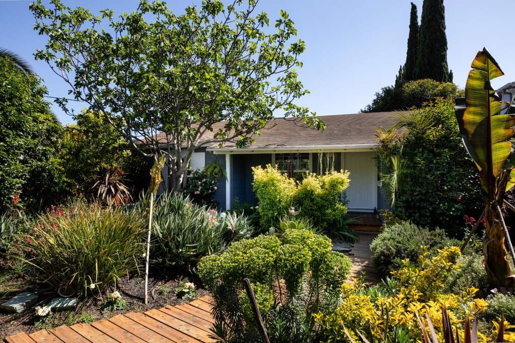 2336 Palo Verde Avenue, East Palo Alto, CA 94303