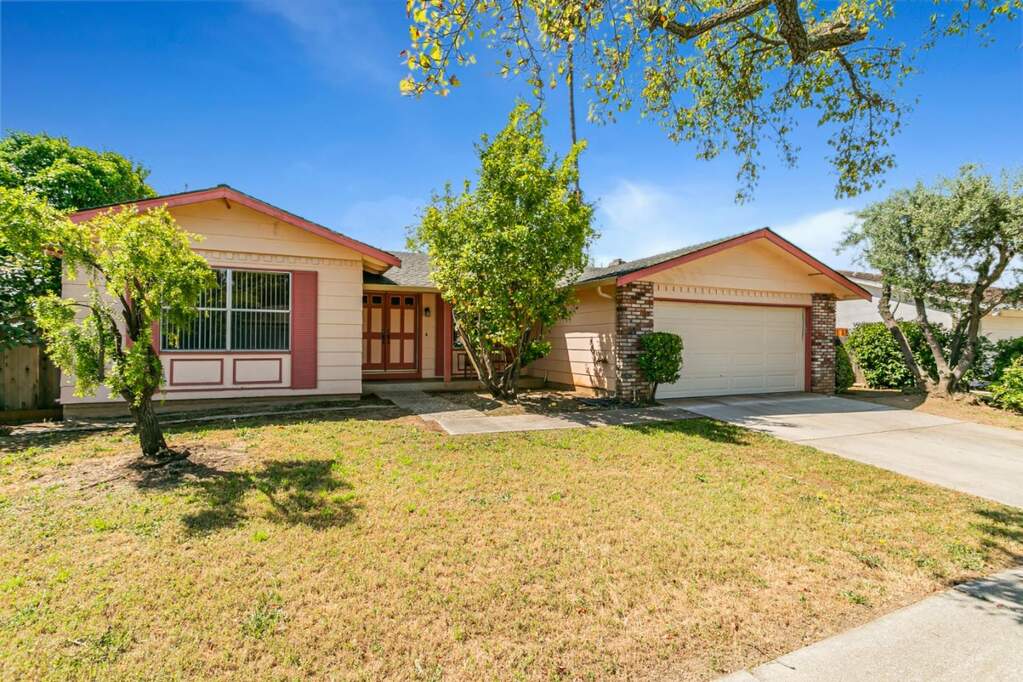970 Ortega Circle photo