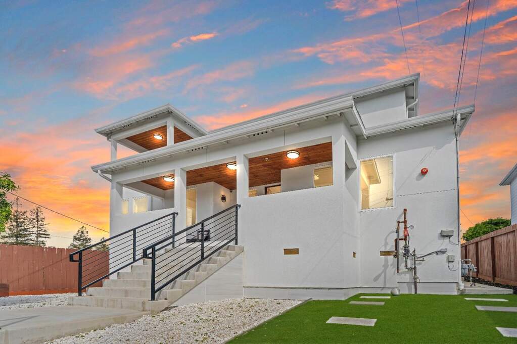 3807 Madrone Avenue, Oakland, CA 94619