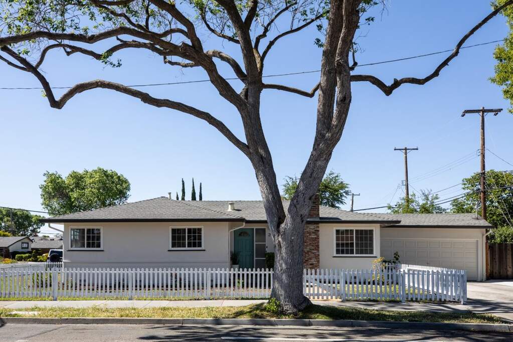 2923 Cabrillo Avenue, Santa Clara, CA 95051
