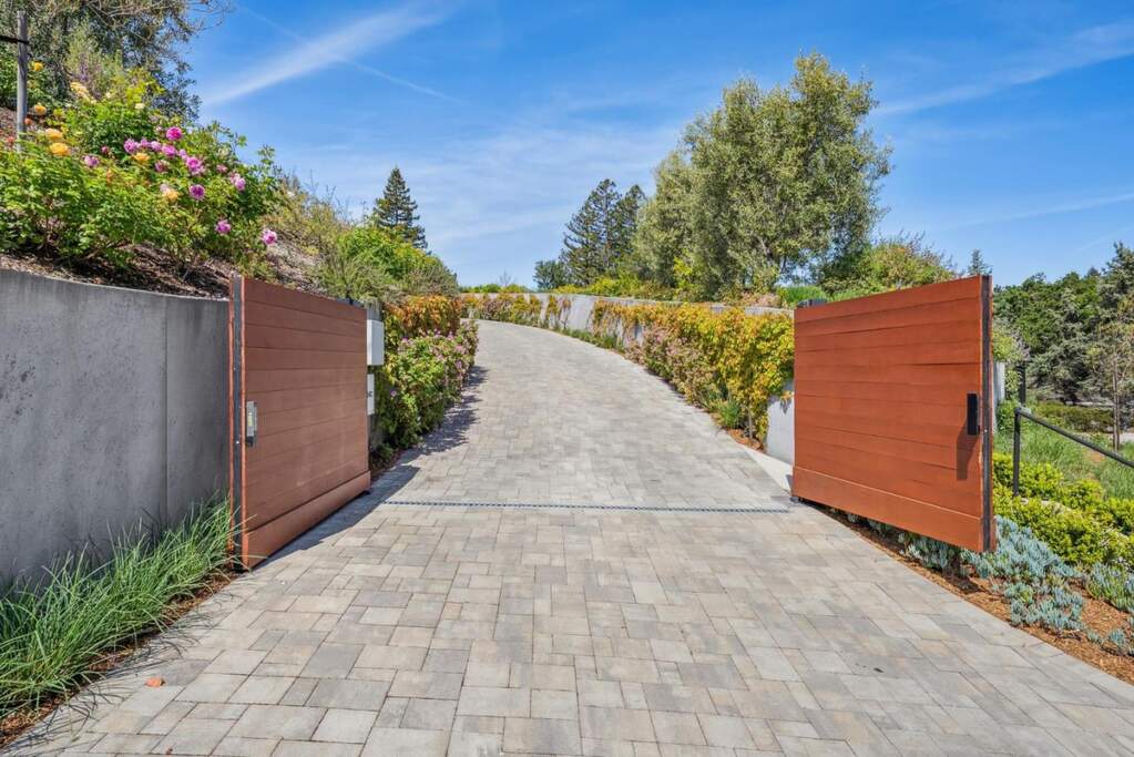 855 Darrell Road photo