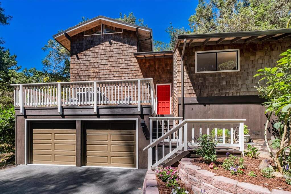 102 Robak Drive photo