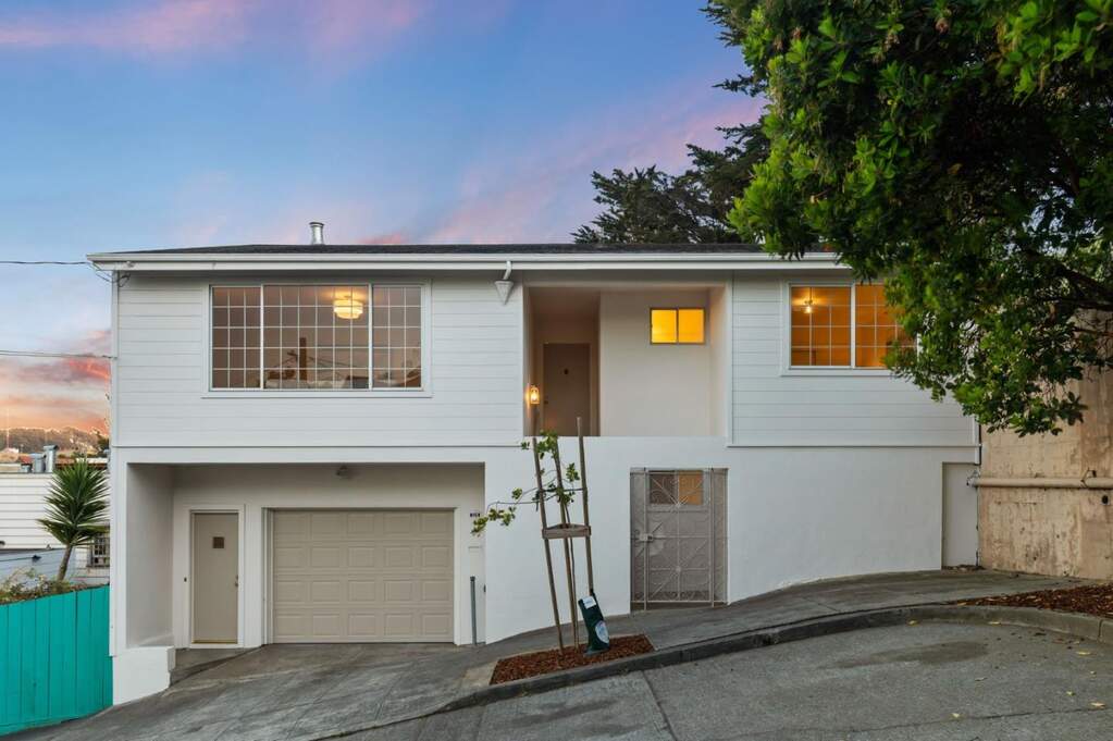 325 Olmstead Street, San Francisco, CA 94134