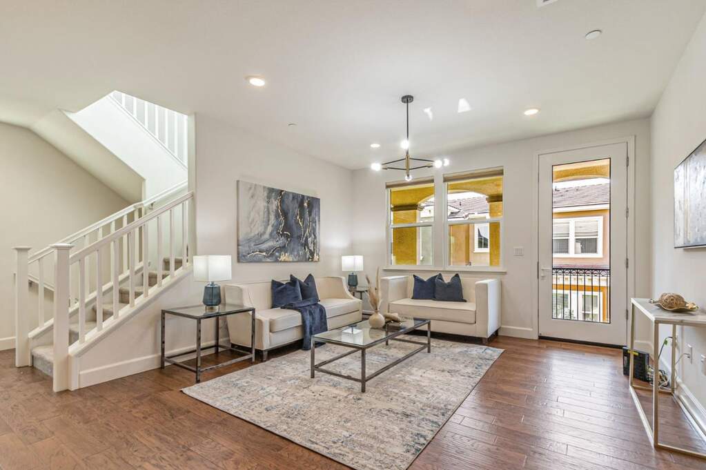 38984 Primula Terrace photo
