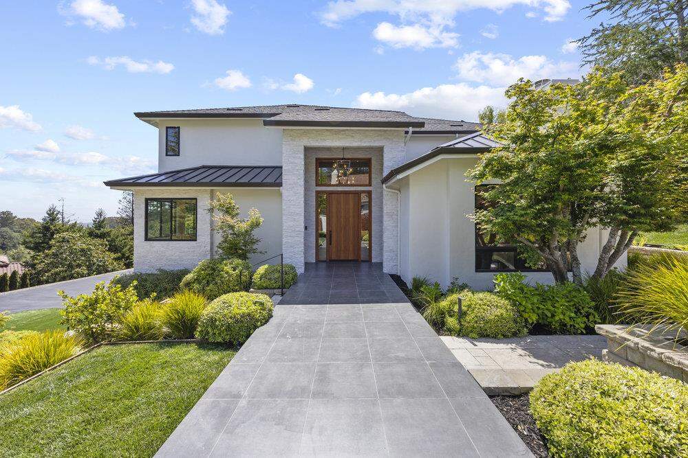 1095 Macadamia Drive photo