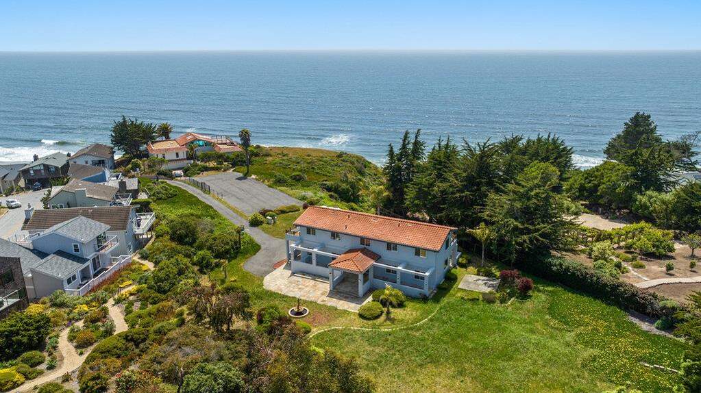 420 Sand Dollar Drive photo